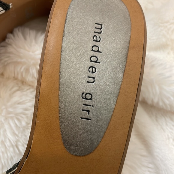 MADDEN GIRL ZEBRA PRINT HEELS - Picture 4 of 6